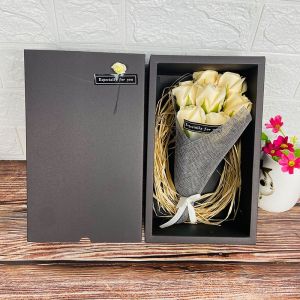 7 Pcs Soap Flower Gift Box- Type 2