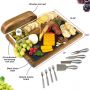 Bamboo board with stand cutlery - HY1125