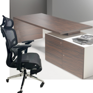 Ergonomic ajustable mesh office chair- Black