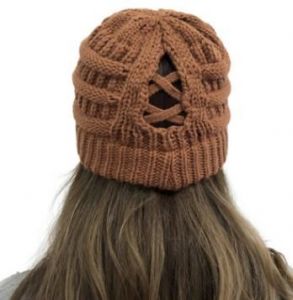 knitted hat ponytail hole -  burnt sugar