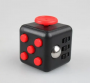 Kostka antystresowa odstresowująca Fidget Cube Czarno/Czerwona