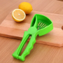 Manually squeezed lemon juice machine