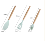 Set of 11 pcs non-stick silicone tools with storage barrel - green