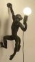 Stylowa lampa ścienna - małpka (prawa ręka)